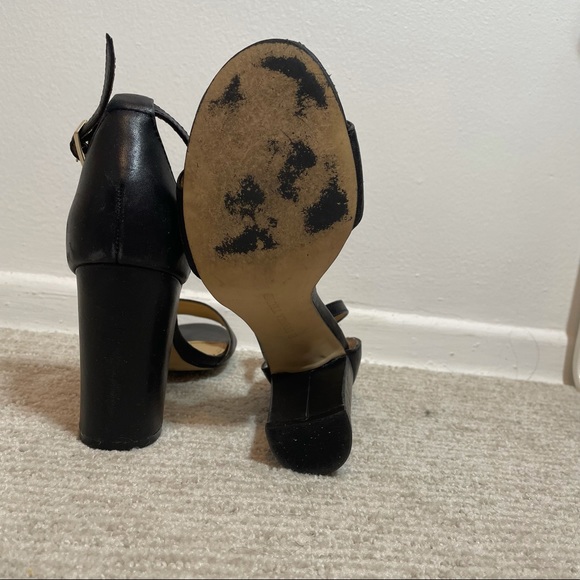 simple black heels 👠 - Picture 4 of 5